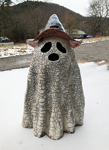 Image of the clay sculpture, Ghost by Adyn Ulrich.